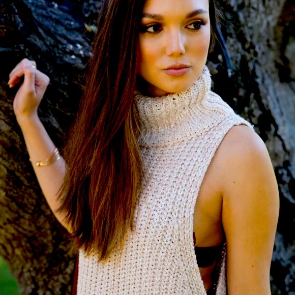 FREE PEOPLE VALENTINA BLUSH SWEATER NWT - Picture 2 of 9